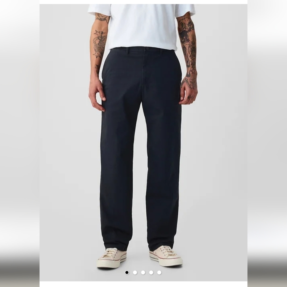 GAP Modern Khakis Relaxed Fit - Navy